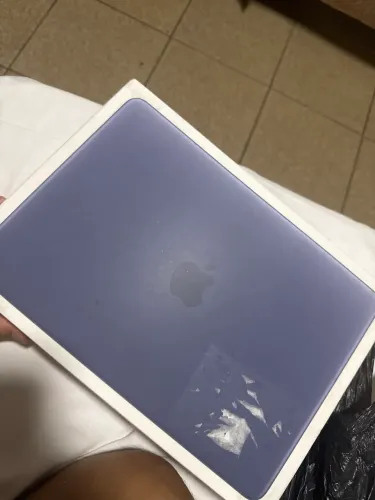 MacBook neo 512gb LACRADO cor azul