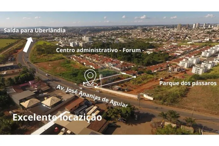 Terreno na estrada do Comboio com 21 metros de frente para avenida, em ótimas condições e 