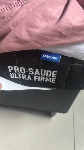 Cama Ortobom, tamanho Queen