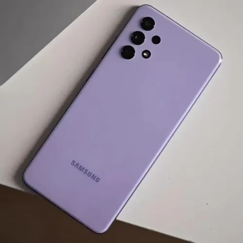 Vendo celular A32 em perfeito estado, se for no pix faço por 370