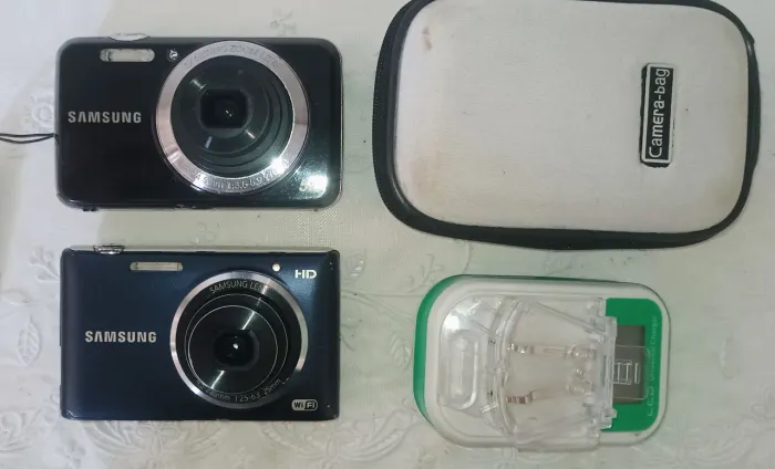 Vende-se câmera digital Samsung 12 megapixels!!