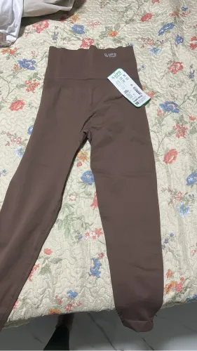 Vendo calça lupo nunca usada ainda na etiqueta.