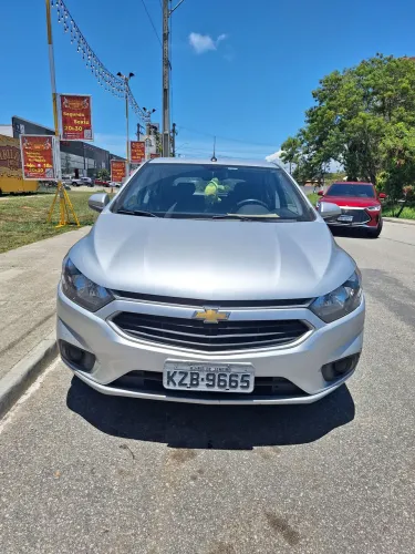 Chevrolet Onix Hatch LT 1.0 8V Flex Mec. 4P 2018