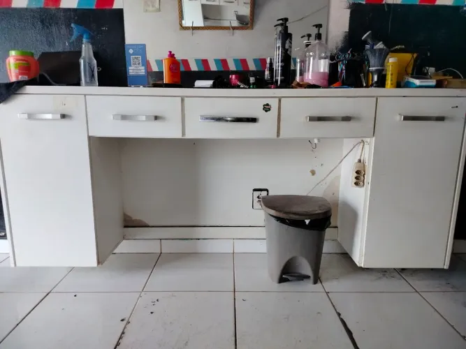 BANCADA PARA SALÃO CABELEIREIRO E BARBEARIA