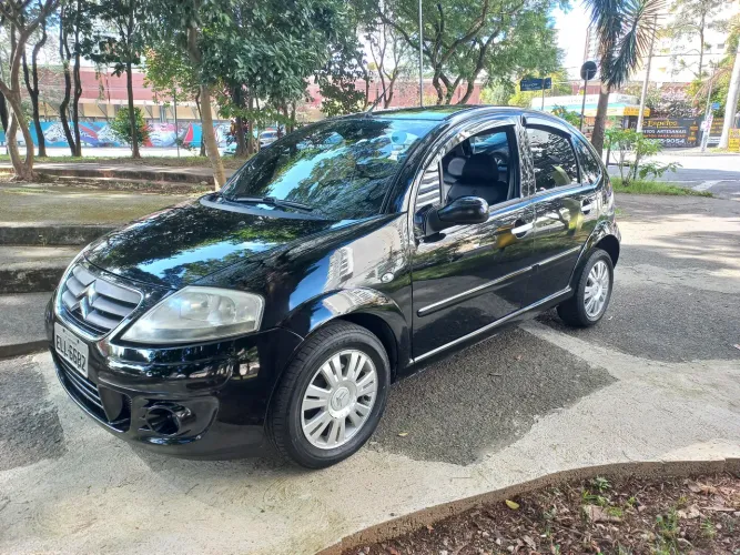 Citroen C3 Exclusive 1.4 Flex 8V 5P 2010