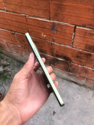 Vendo redimi 14 C ou troco por iPhone 11 Pro pra cima !!!!!