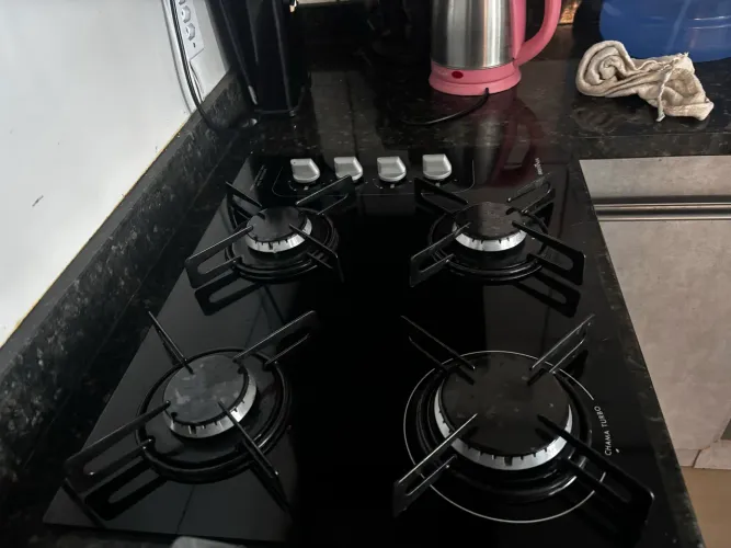 Vendo cocktop Britânia