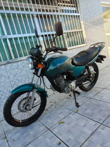 Cg Titan KS 2001