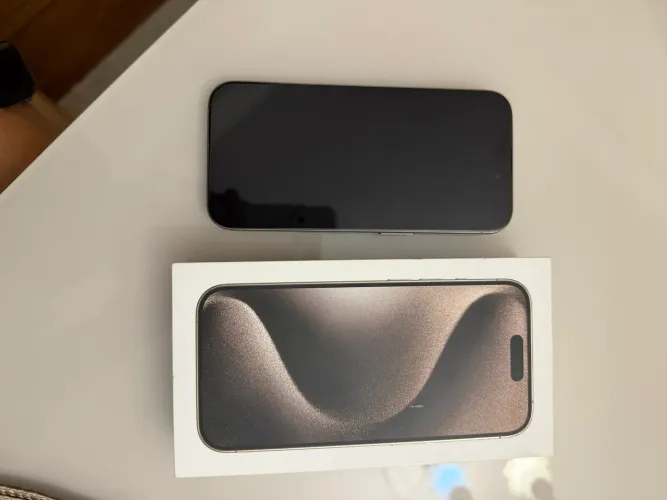 iPhone 15 pro 256gb Titânio