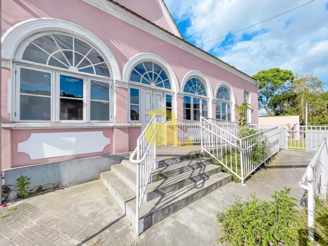 CASA HISTÓRICA PARA LOCAÇÃO NO BAIRRO DO SALTO