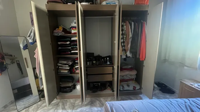 Guarda-roupa 