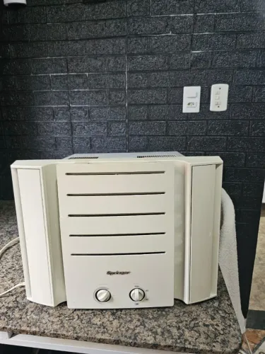 Ar Condicionado Springer 7500 Btus 110 Volts