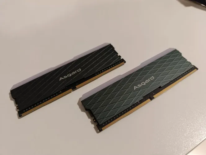 Memórias Asgard 16GB (2x8GB) 3200Mhz RGB