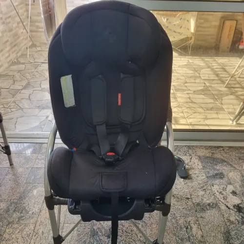 Cadeirinha infantil para carro