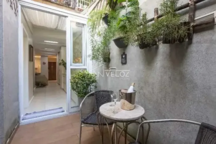 Apartamento : Térreo / Residencial / Leblon
