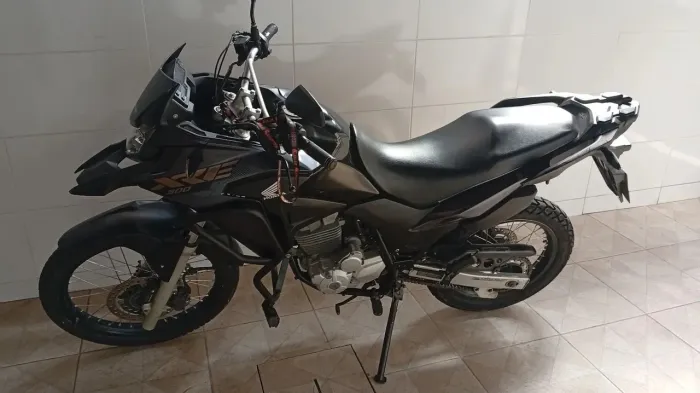 Xre 300 2022 a venda! (Aceito sinal de 5.000)
