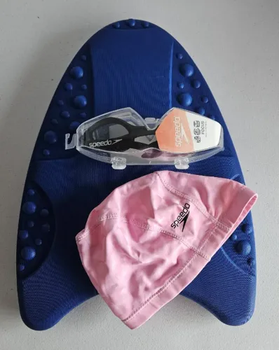 Kit Natação Speedo Touca + Óculos + Prancha de Treino