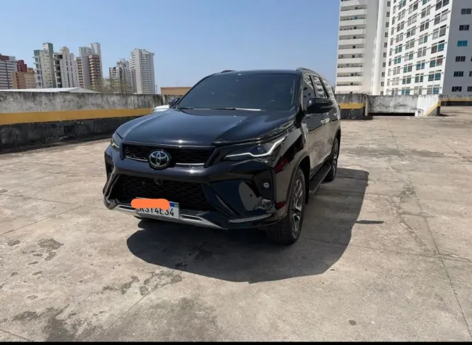 Toyota Hilux CD SRX Plus 4X4 2.8 TDI Die. Aut. 2025