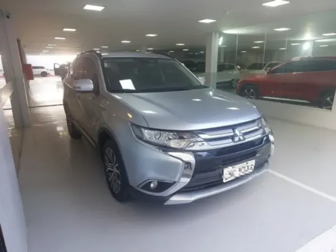 Mitsubishi Outlander 2.0 16V 160cv Aut. 2016