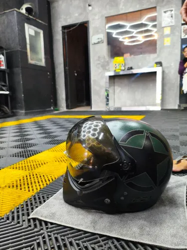 Capacete peels f21
