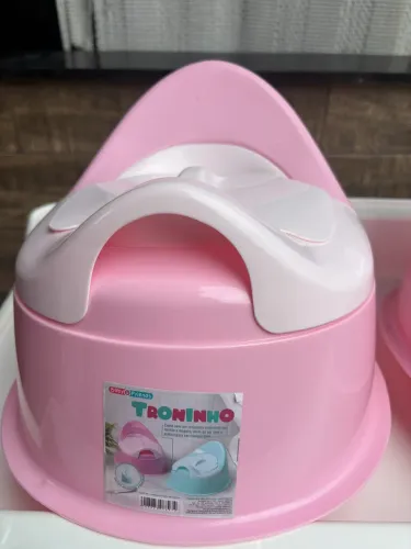 Troninho Baby Friends Novo Rosa  valor 30 reais os dois Unidade