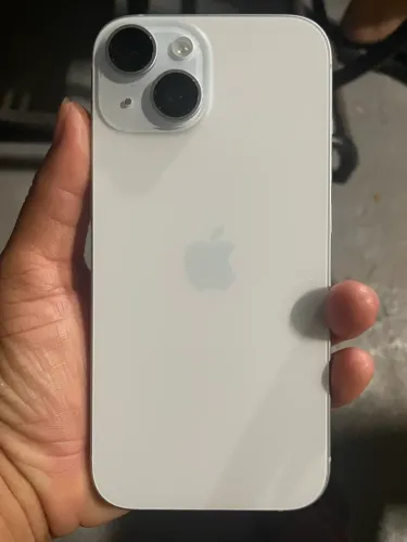 iPhone 15, 6 meses de uso , garantia pela Apple de 6 meses, nova fiscal?