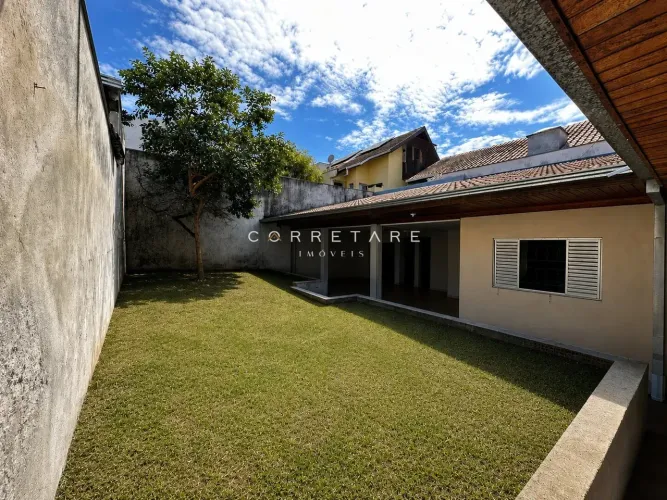 CASA TÉRREA COM 4 QUARTOS NO AHÚ PRÓXIMO AO COLÉGIO BOM JESUS, SANTA MARIA/OAB