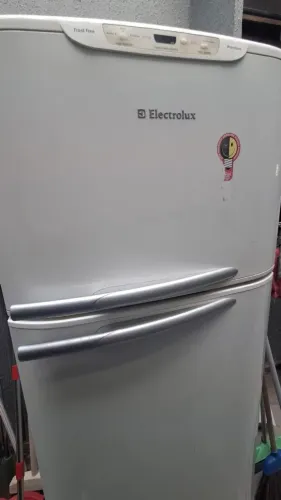 Geladeira Eletrolux