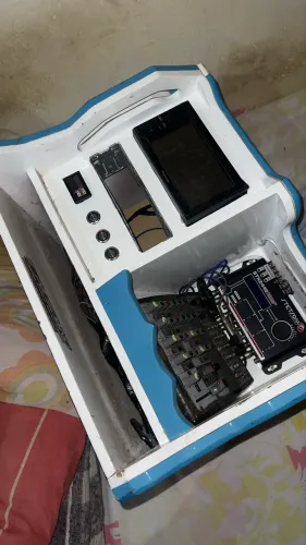 Vendo rack móvel sem fiação 