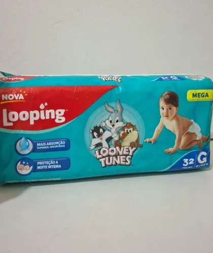 FRALDA LOONEY TUNES TAMANHO G 32 unidades