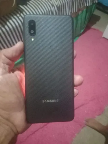 Vende-se um celular sansung A02s 64 gigas novo, sem detalhes ou marcas de uso