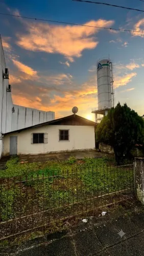 Terreno 400m² com casa no Centro de Araquari - Excelente Localização!
