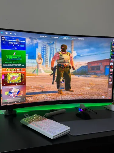 Monitor Gamer Curvo AOC Legend 27", 240Hz, Full HD, 0.5ms, DisplayPort e HDMI