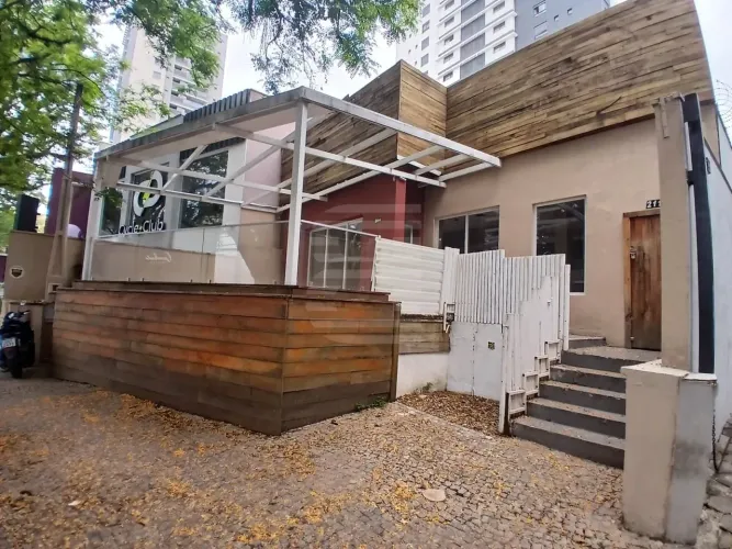 Casa Comercial com edícula no Cambuí para venda CASA COMERCIAL À VENDA NO CAMBUÍ