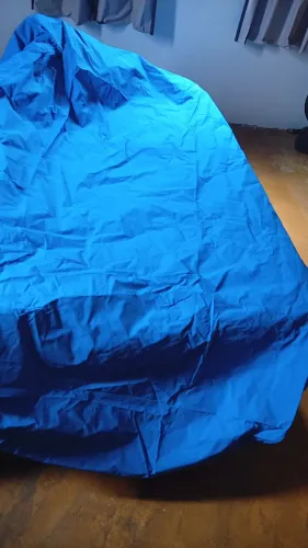 Cama box casal com capa impermeável 