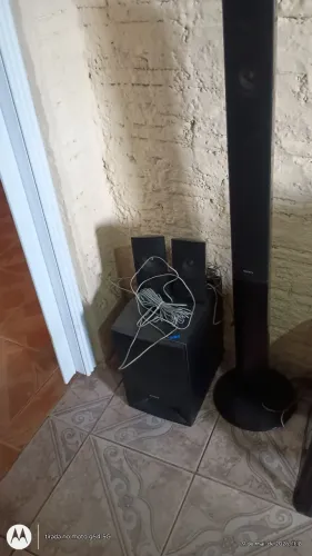 Vendo um kit de caixas de som para home treater Sony , mas cabe em outras marcas