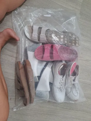 Vendo todos estes sapatos tamanho 37