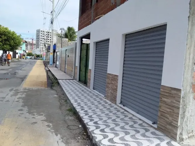 EXCELENTE PONTO COMERCIAL na Barra dos Coqueiros (RECÉM CONSTRUÍDO)