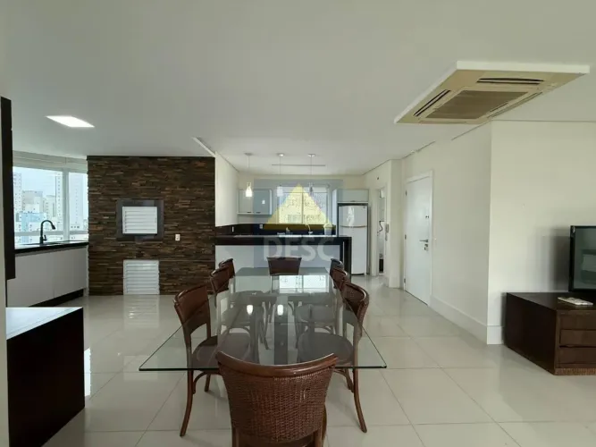 Apartamento para locação anual, sendo 01 apto por andar, 03 suítes e 03 vagas.