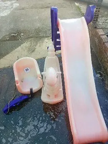 Kit brinquedo para criança de 2 a 5 anos balanço, escorrega bunda e cavalinho