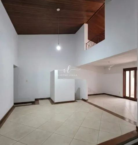 Casa para Locação em Sorocaba, Jardim Refúgio, 3 dormitórios, 3 suítes, 5 banheiros, 4 vag