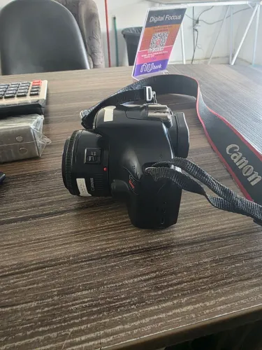 Canon iOS T3 muito boa so 880,00
