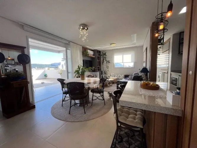 Cobertura com 3 dormitórios à venda, 152 m² por R$ 3.800.000,00 - Ingleses do Rio Vermelho