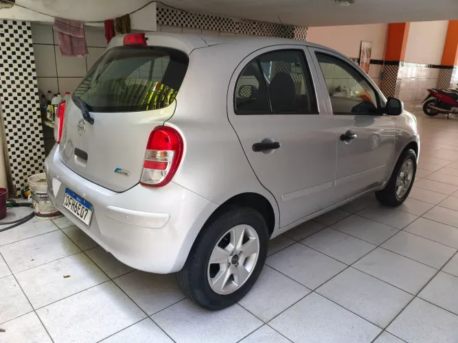 Nissan March S 1.6 16V Flex Fuel 5P 2013