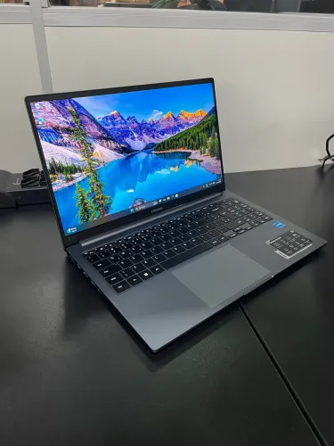 NOTEBOOK SAMSUNG GALAXY BOOK 4
