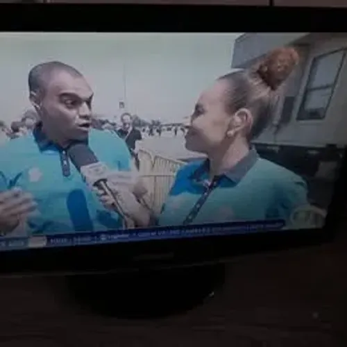TV Monitor  Samsung de 20 Polegadas MD2033
