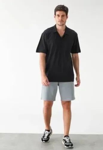 Camisa Polo GAP Reta Bolso Preta