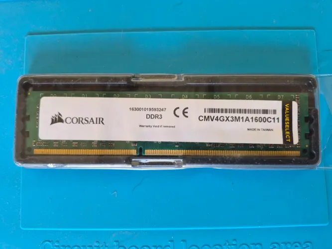 Memória Corsair DDR3 4GB CMV4GX3M1A1600C11