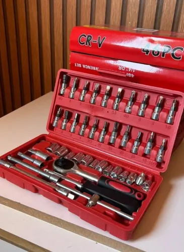 Kit de Ferramentas 46 Peças com Maleta - Novo