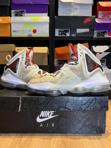 LeBron 19 XIX Sketch White 37 original
